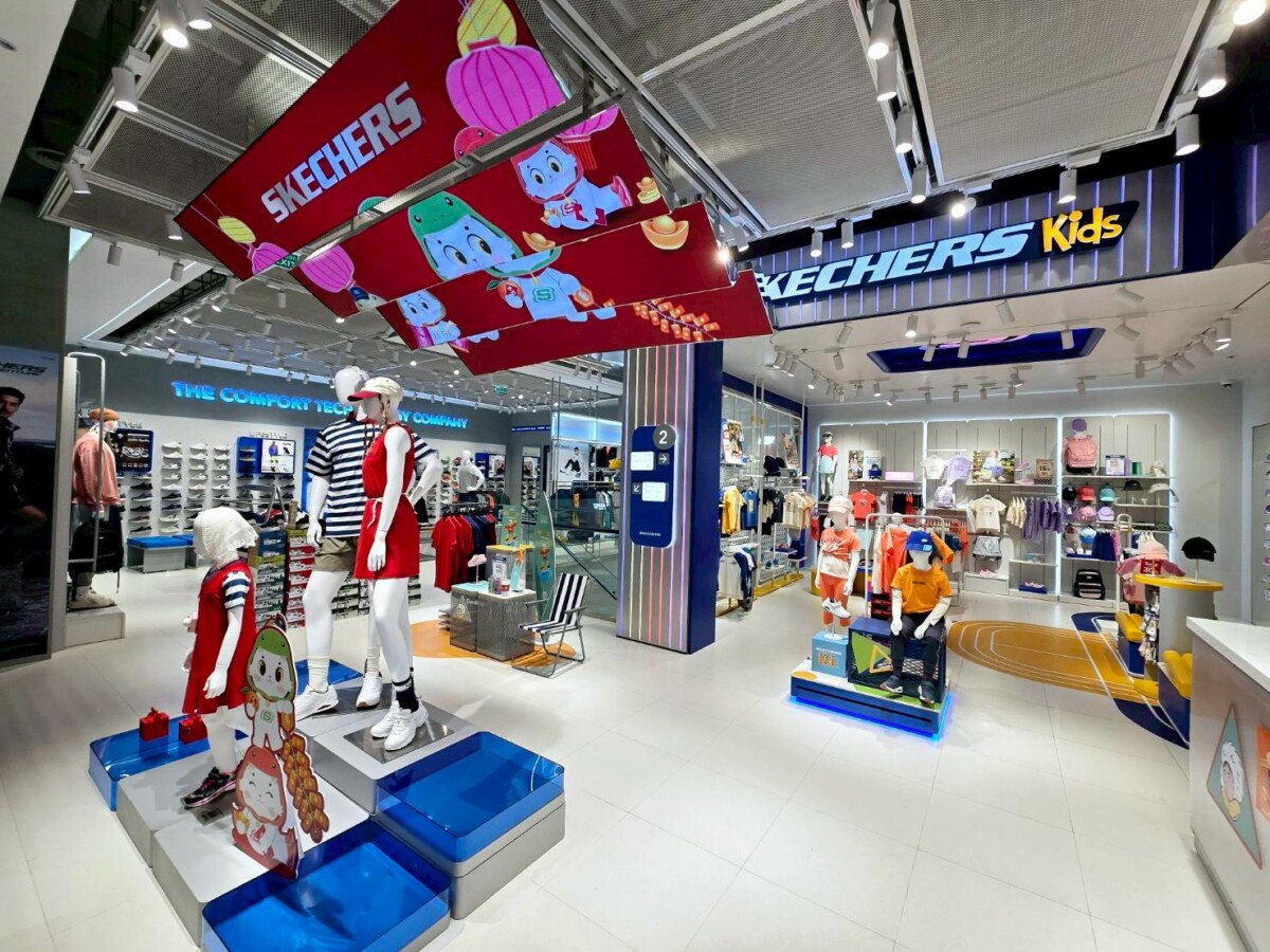 Skechers One Bangkok-1