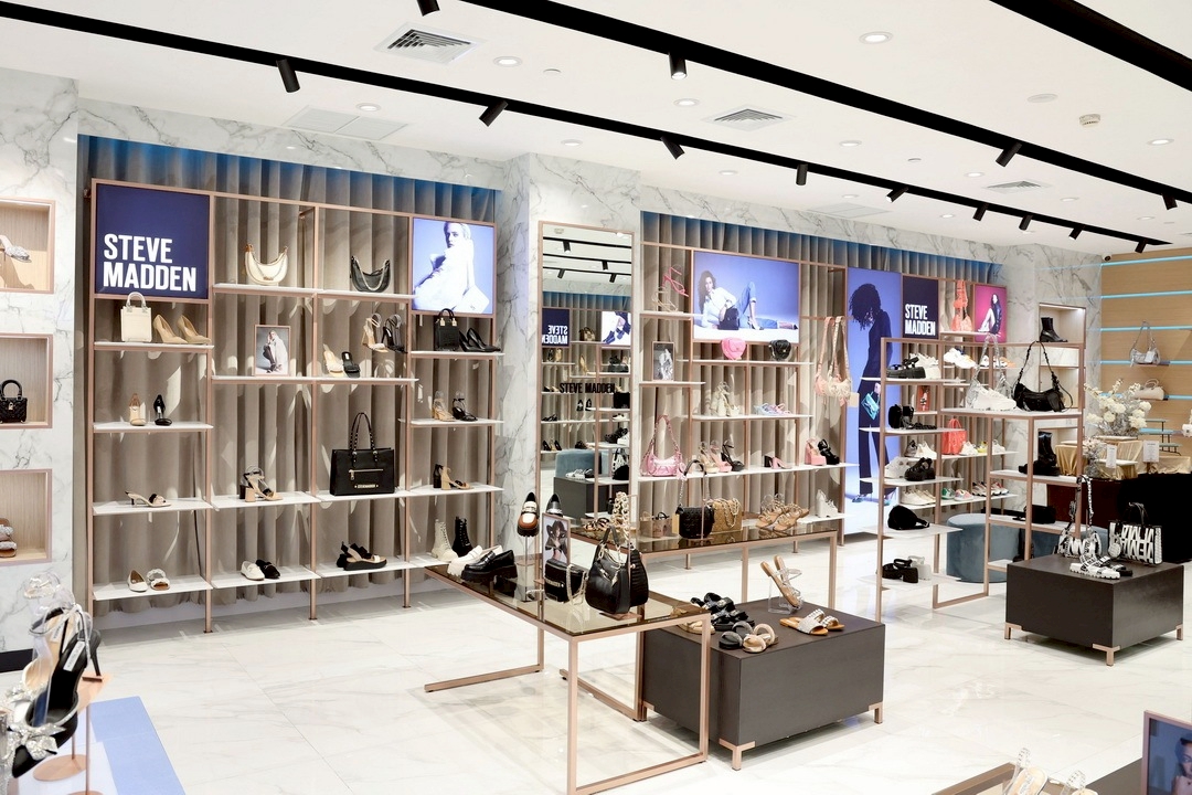 Steve Madden @ Central World